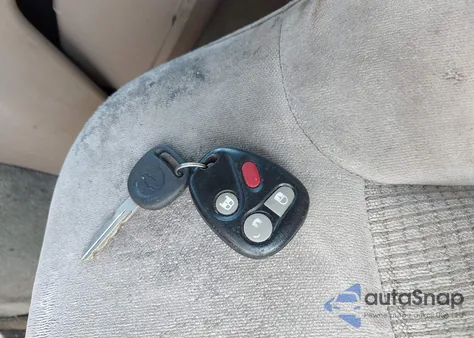 2004 Chevrolet Express z USA, uszkodzony, nr VIN 1GBFG15T941151826